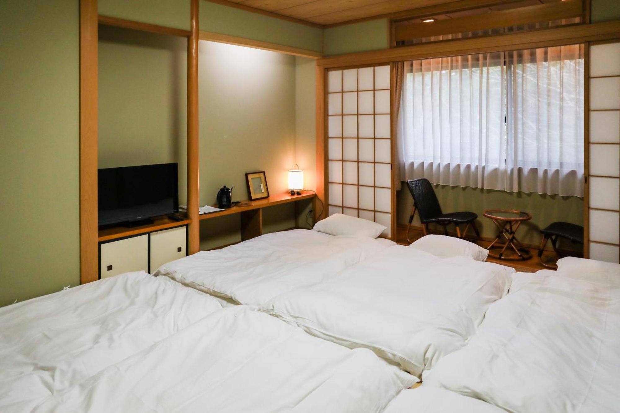 האקונה Ajisai Onsen Ryokan - Award Winning Private Open Air Onsen חדר תמונה