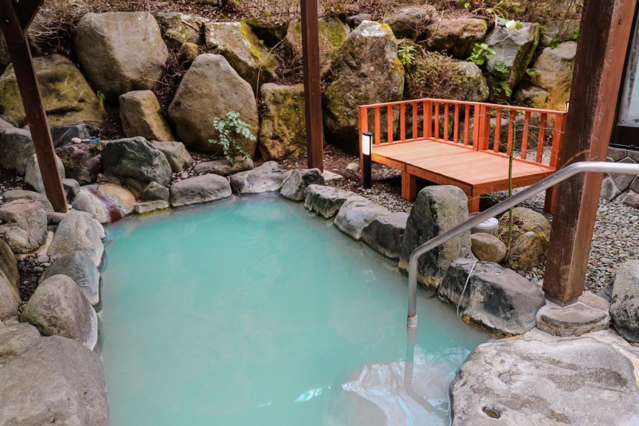 האקונה Ajisai Onsen Ryokan - Award Winning Private Open Air Onsen מראה חיצוני תמונה
